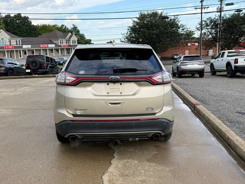Used 2017 Ford Edge SEL AWD/4WD image 7