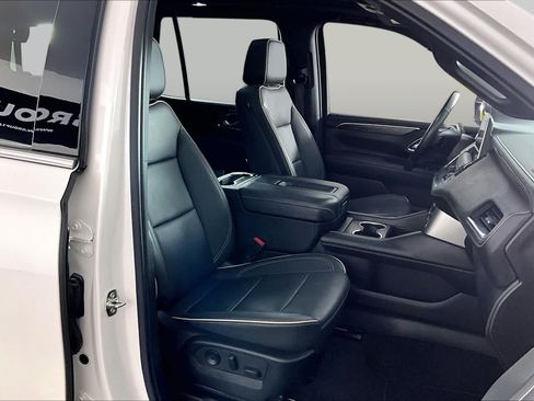 Certified 2023 Chevrolet Tahoe Premier RWD image 9