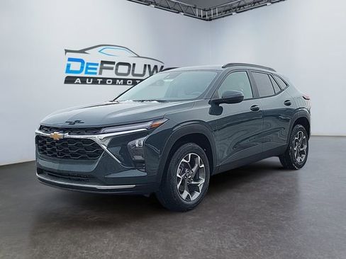 New 2026 Chevrolet Trax LT w/ Driver Confidence Package image 7