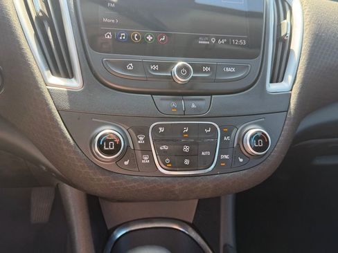 Used 2023 Chevrolet Malibu LT FWD image 23