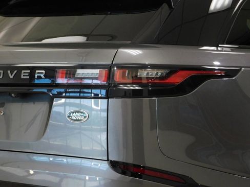 Used 2019 Land Rover Range Rover Velar R-Dynamic SE AWD/4WD image 64
