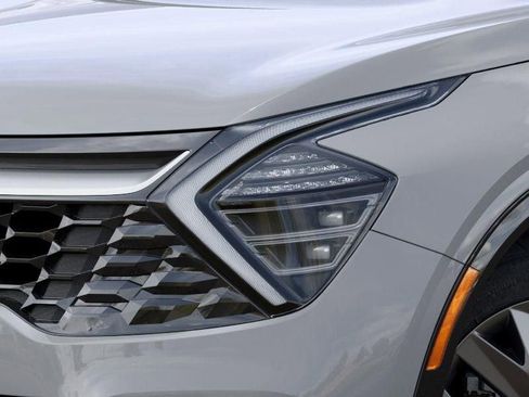 New 2025 Kia Sportage SX image 10