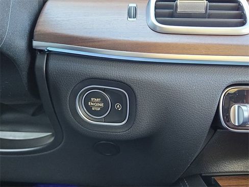 New 2026 Mercedes-Benz GLE 350 4MATIC image 15