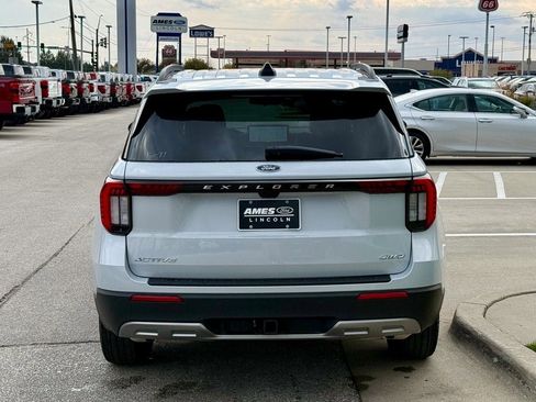 New 2026 Ford Explorer Active w/ Active Comfort Package image 4