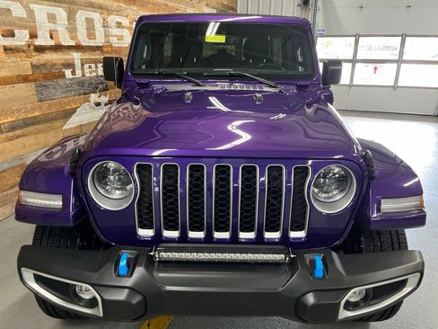 Used 2023 Jeep Wrangler Unlimited Sahara w/ Cold Weather Group AWD/4WD image 37