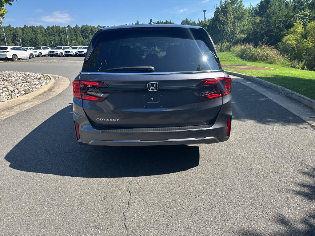 New 2027 Honda Odyssey EX-L image 6