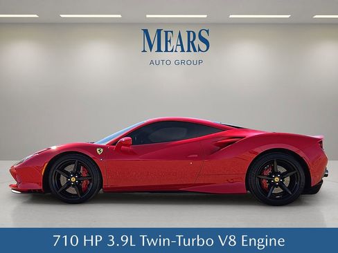 Used 2020 Ferrari F8 Tributo image 3