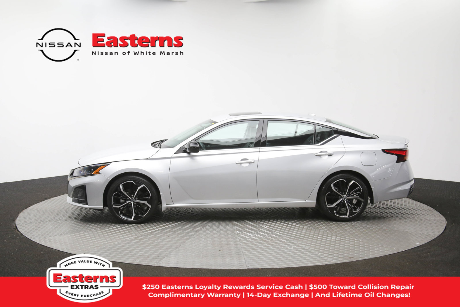 Used 2023 Nissan Altima 2.5 SR w/ SR Premium Package FWD image 60