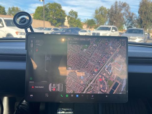 Used 2025 Tesla Model 3 Long Range image 13