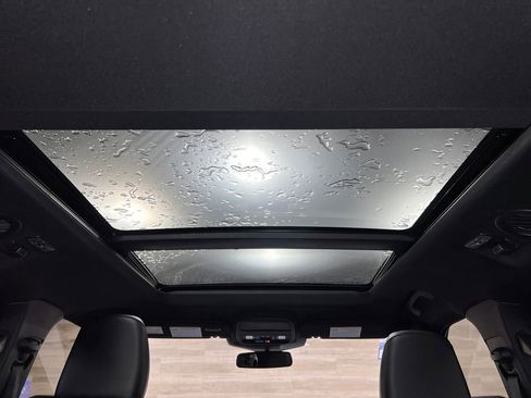 Used 2021 Ford Explorer ST AWD/4WD image 17