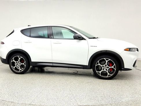 Used 2024 Alfa Romeo Tonale Veloce AWD/4WD image 4