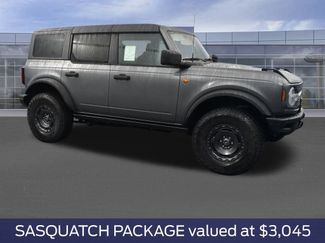 New 2025 Ford Bronco Badlands w/ Sasquatch Package AWD/4WD video 3