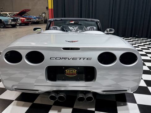 Used 2002 Chevrolet Corvette Convertible w/ Preferred Equipment Group2 image 11