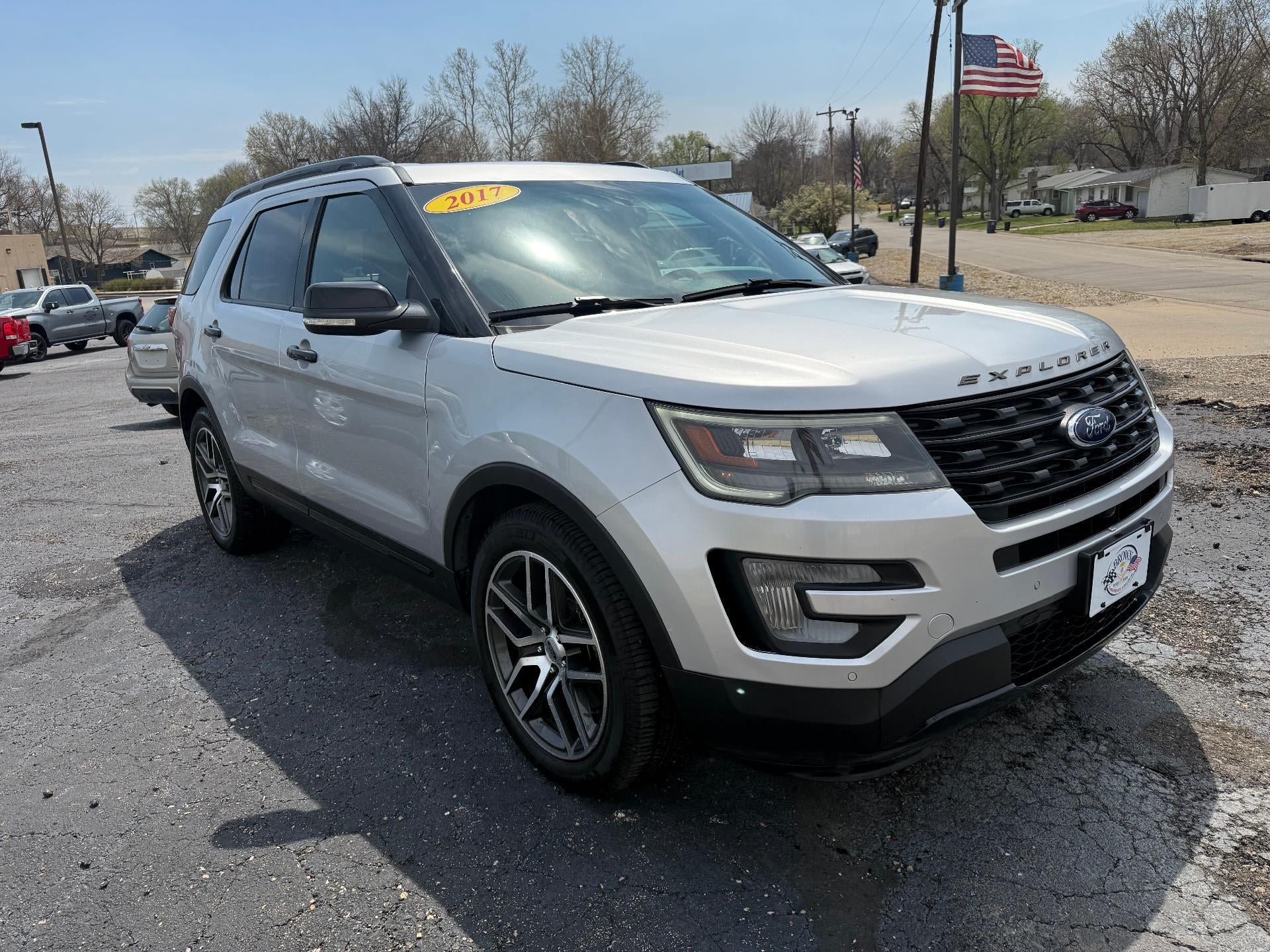 Used 2017 Ford Explorer Sport w/ Equipment Group 401A AWD/4WD image 1