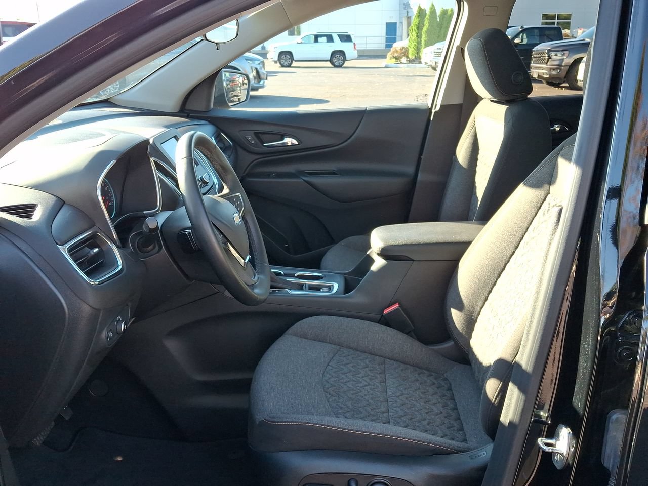 Certified 2023 Chevrolet Equinox LT FWD image 11