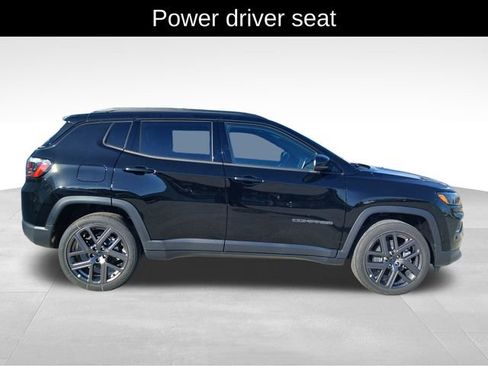 New 2026 Jeep Compass Limited image 7