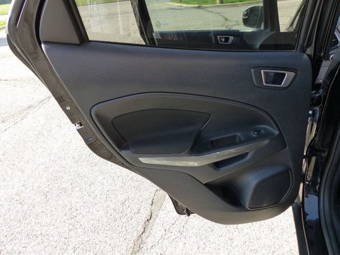 Used 2018 Ford EcoSport SE AWD/4WD image 40