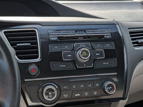 Used 2013 Honda Civic LX image 17