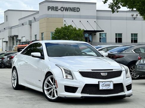 Used 2016 Cadillac ATS V w/ Luxury Package RWD image 2