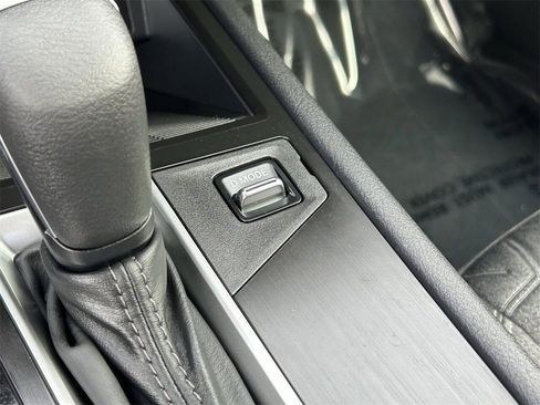 New 2026 Nissan Kicks SV FWD image 27