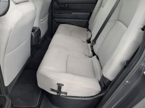 Used 2025 Toyota Tacoma SR5 AWD/4WD image 21