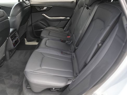 Certified 2025 Audi Q8 Prestige w/ Prestige Package image 28