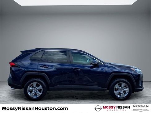Used 2023 Toyota RAV4 XLE w/ XLE Grade Weather Package AWD/4WD image 8
