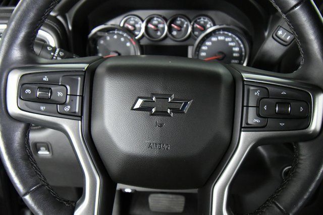 Used 2021 Chevrolet Silverado 1500 RST w/ Z71 Off-Road Package AWD/4WD image 2