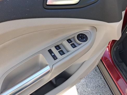 Used 2018 Ford Escape SEL AWD/4WD image 14