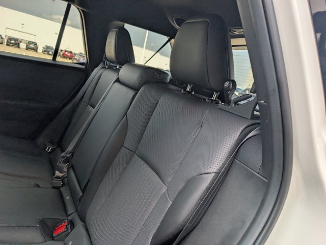 Used 2026 Subaru Outback Touring AWD/4WD image 27