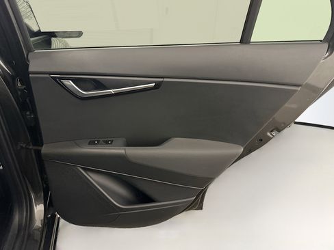 Used 2024 Kia Niro EX w/ EX Cold Weather Package image 31