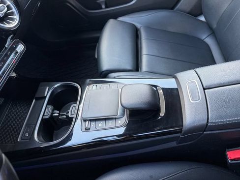 Used 2021 Mercedes-Benz A 220 image 25