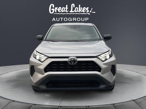 Used 2024 Toyota RAV4 LE AWD/4WD image 8