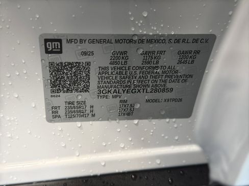 New 2026 GMC Terrain AT4 w/ LPO, Floor Liner Package image 39