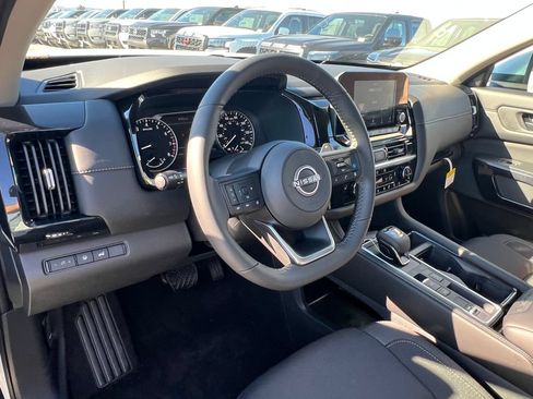 New 2026 Nissan Pathfinder SV FWD image 19