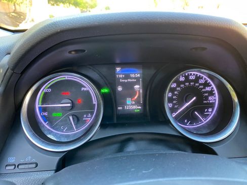 Used 2019 Toyota Camry SE w/ Audio Package FWD image 66