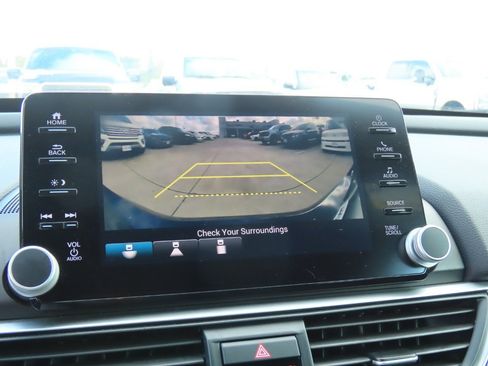 Used 2018 Honda Accord Sport image 30