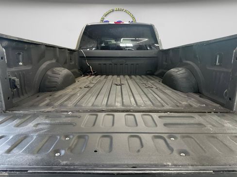 Used 2019 Ford F250 XLT w/ XLT Value Package AWD/4WD image 17