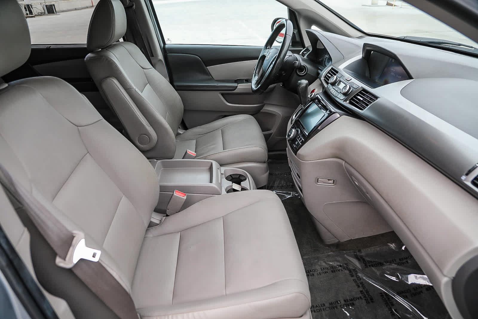 Used 2016 Honda Odyssey Touring Elite image 16