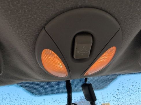 Used 2006 Saturn ION Level 2 w/ Preferred Pkg image 19