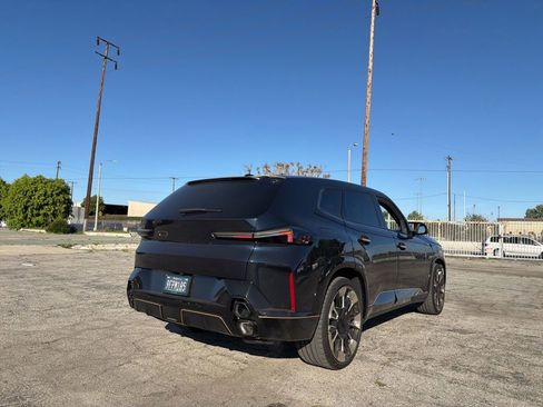 Used 2023 BMW XM image 5