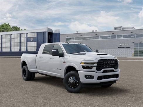 New 2026 RAM 3500 Limited AWD/4WD image 15