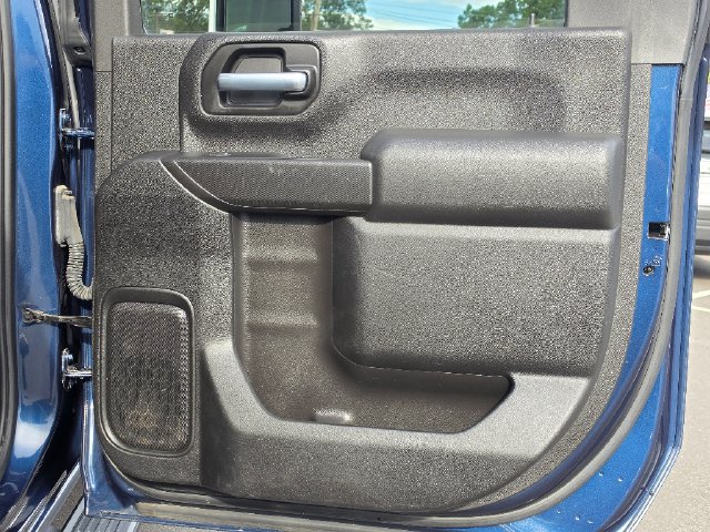 Used 2021 Chevrolet Silverado 2500 Custom w/ Custom Value Package AWD/4WD image 16