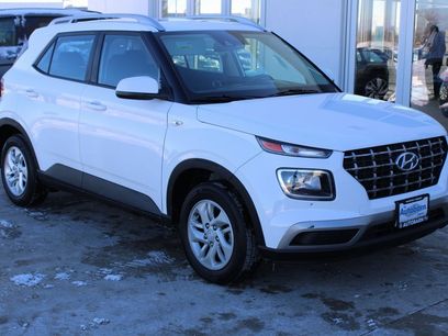 Used 2020 Hyundai Venue SEL