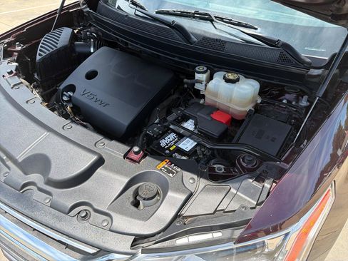 Used 2019 Chevrolet Traverse LT FWD image 41