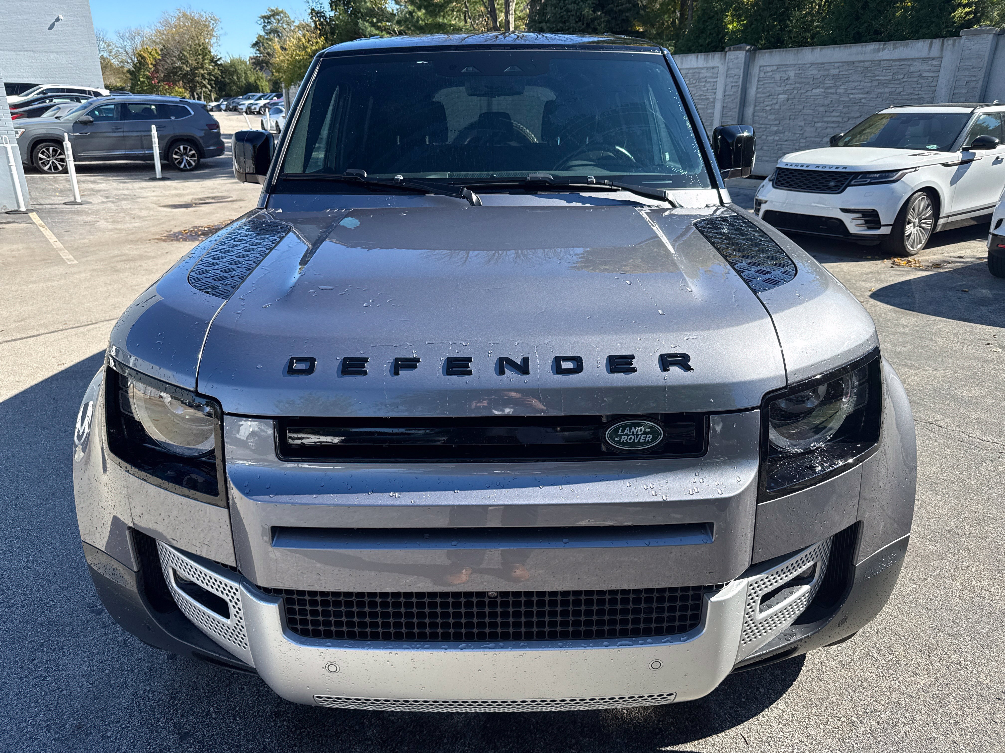 Used 2022 Land Rover Defender 110 S AWD/4WD image 7