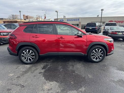 Certified 2026 Toyota Corolla Cross SE image 2