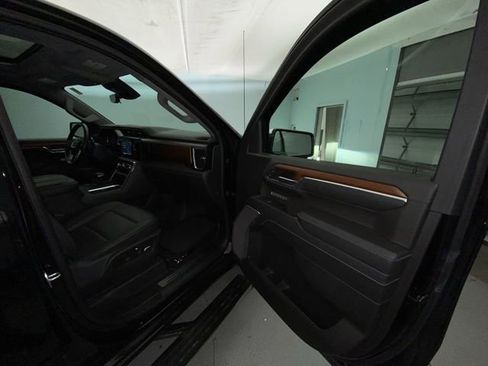 Used 2023 GMC Sierra 1500 Denali w/ Denali Reserve Package AWD/4WD image 25
