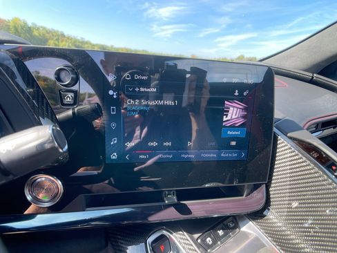 Used 2025 Chevrolet Corvette Z06 image 17