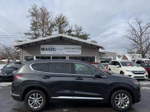 Used 2020 Hyundai Santa Fe SEL w/ Cargo Package image 3